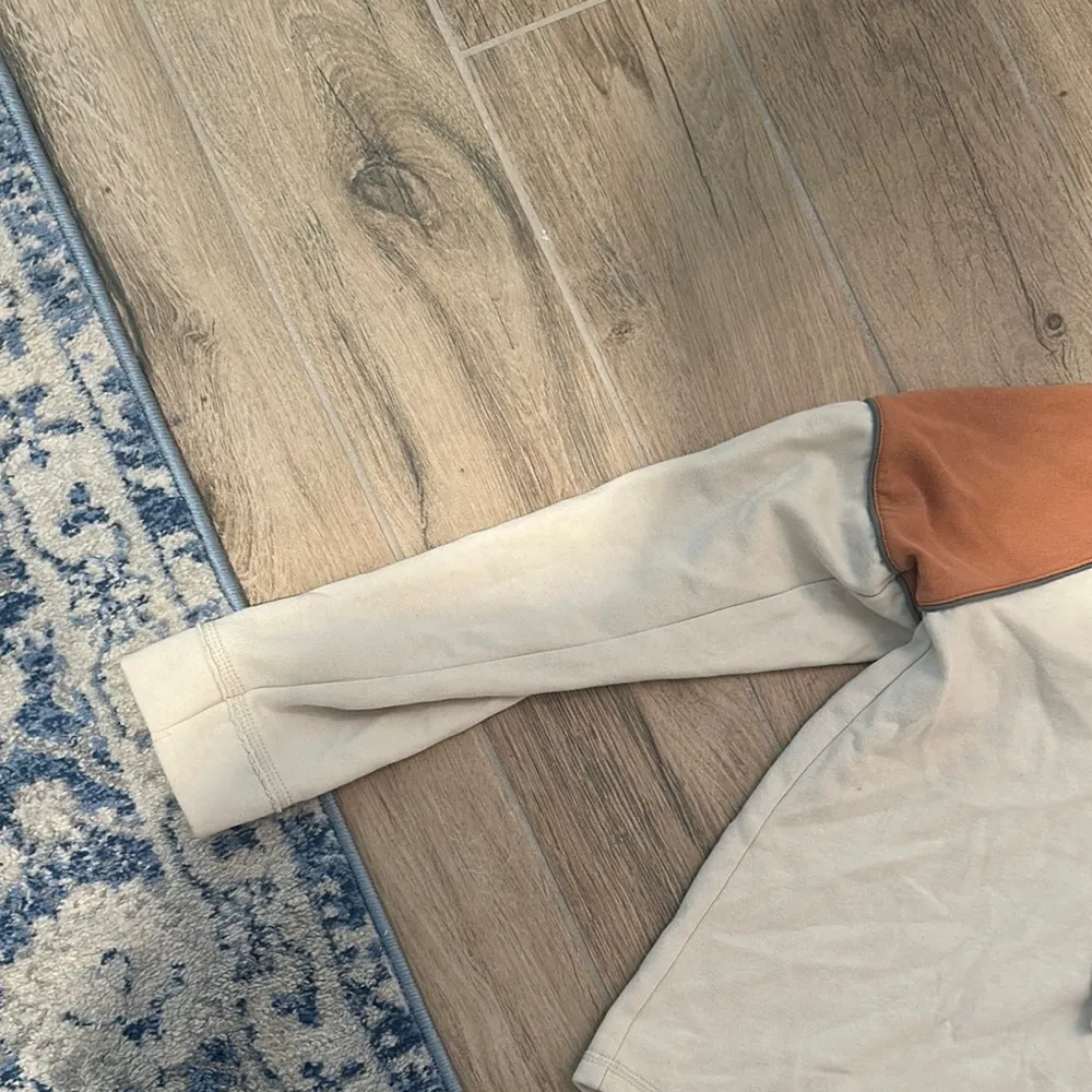 Billabong  Hoodie - Image 4