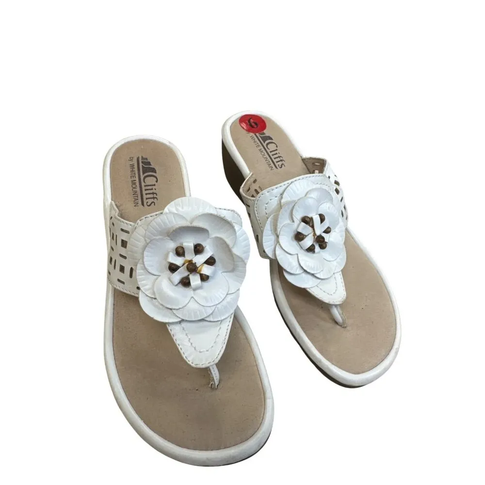 Cliffs By White Mountain Womens White Floral Slip - Image 11