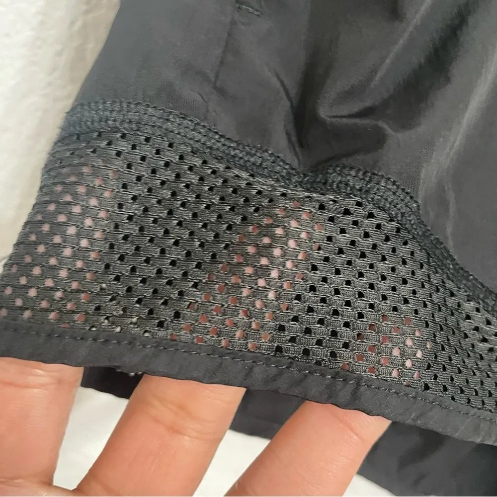 Aerie Offline Womens Shorts Athletic Black Mixed Media Pockets Size Large - Image 7