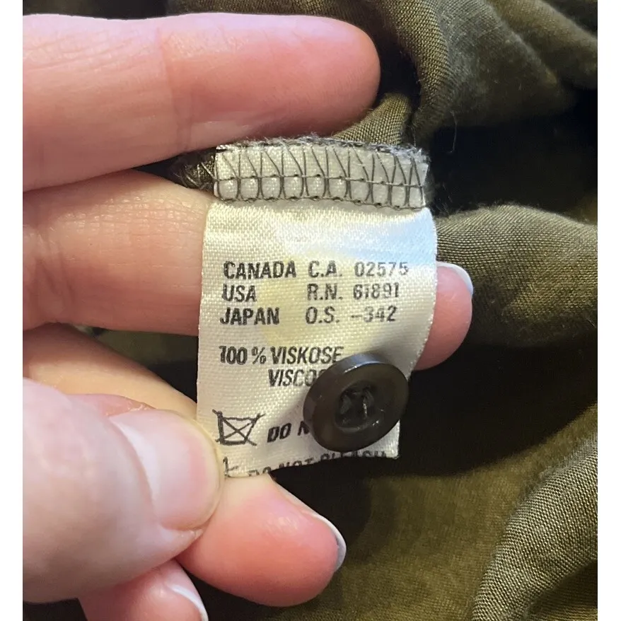 VTG Laurel escada Green Shinny Button Up Top preppy classic relaxed fit S green Size 6 - Image 6