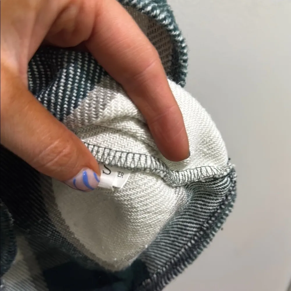 Plaid Hooded Jacket with Hood - Image 10