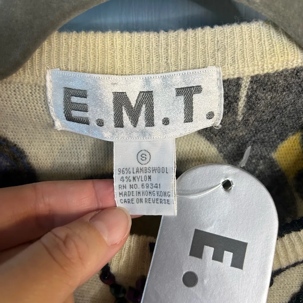 New Old Stock Floral Beaded Patterned Women's Sweater | Size Large Red - Image 11