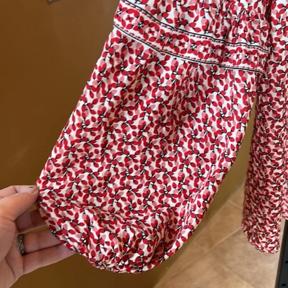 Max Studio White Pink Floral Strawberry Top Blouse Size XS Oversized - Image 4