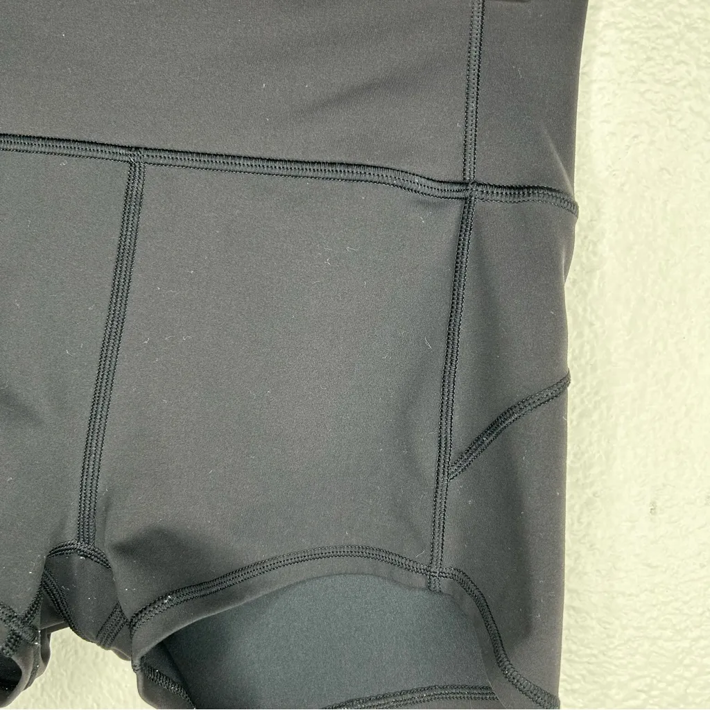 Lululemon In Movement Short *Everlux Black 6 - Image 5