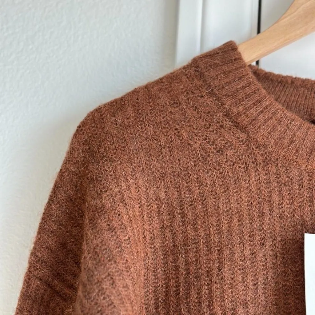 Everlane The Cocoon Crew in Alpaca in Toffee, Size Medium - Image 7