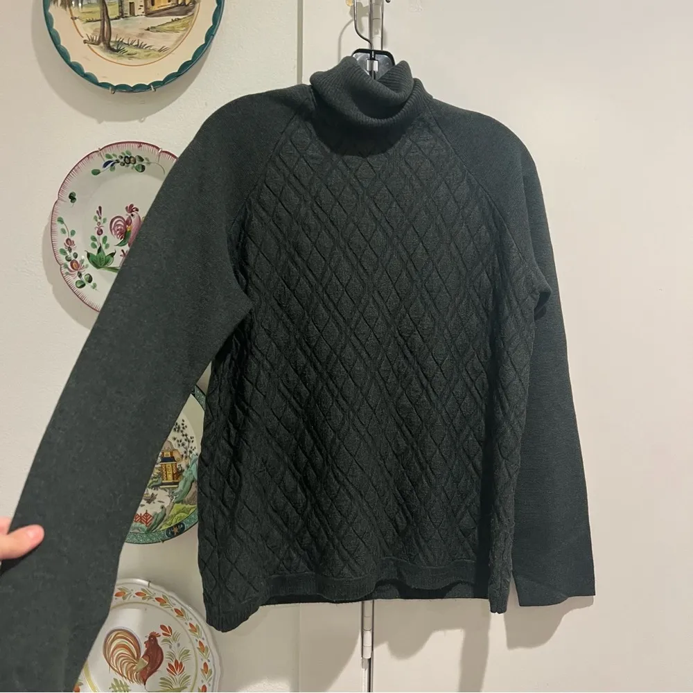 Lela Rose Emerald Cable Knit Turtleneck Sweater Green Size M - Image 7