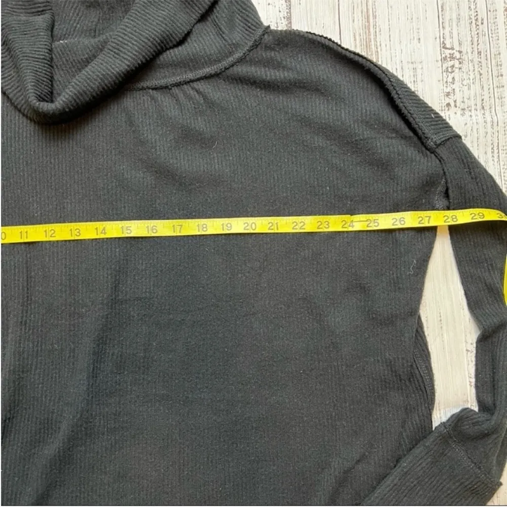 We The Free Black Beach Split Back Ribbed Cowl Neck Top. Size Medium. - Image 11