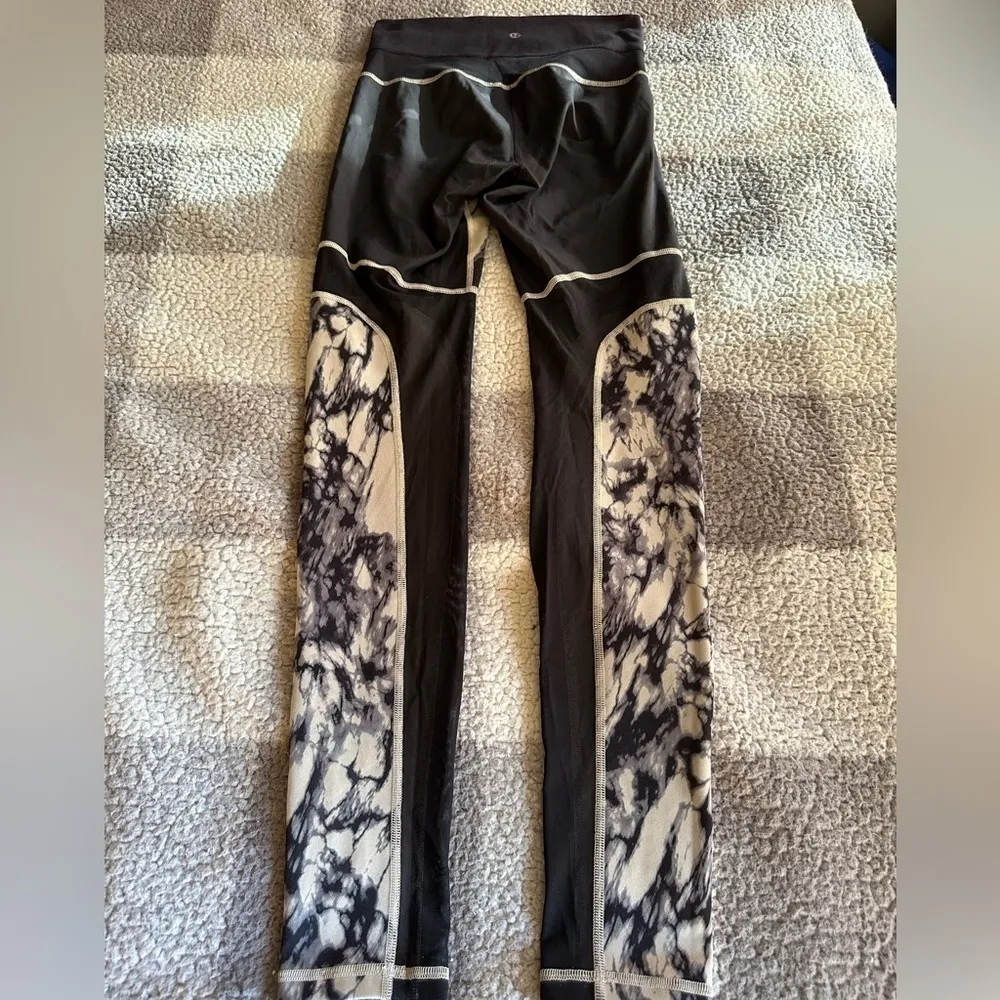 Lululemon Breathe Easy Leggings Size 4 Mesh Marble Great Granite Black - Image 7