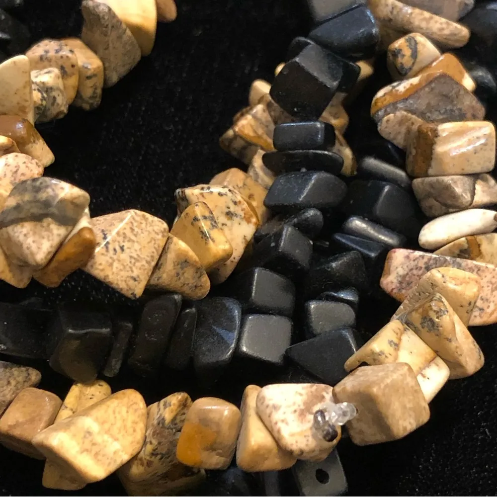 2 jet black coral and brown stone necklaces - Image 5