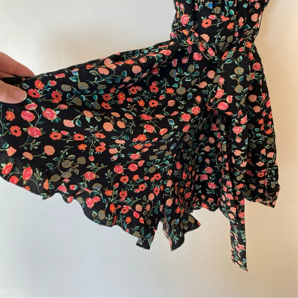 Size 2 Kate Spade Roses Floral Ruffle Flounce Black Crepe One Piece Romper - Image 2