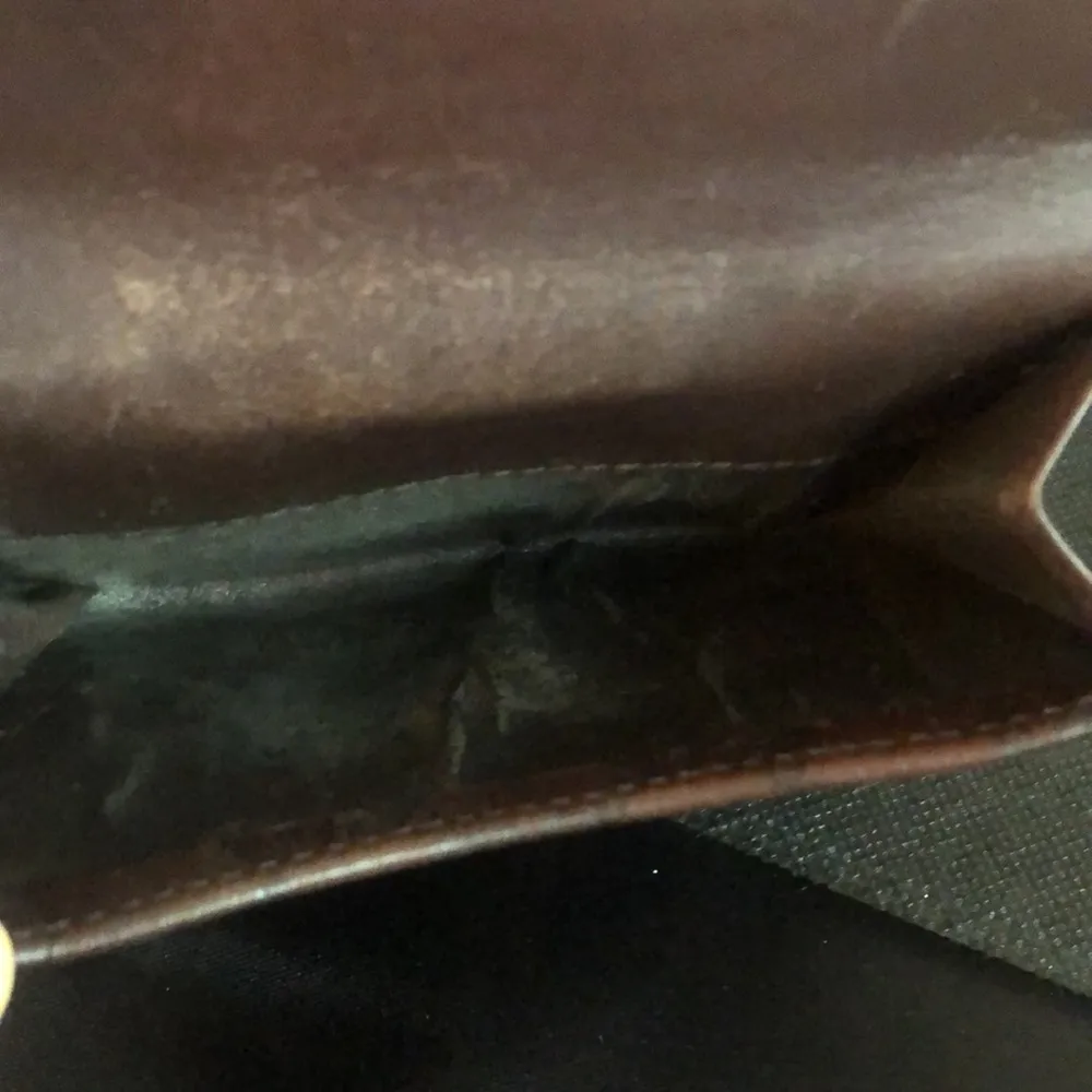 GUCCI Guccissima GG Brown Lambskin Bifold Wallet With Billfold & Coin Section - Image 11