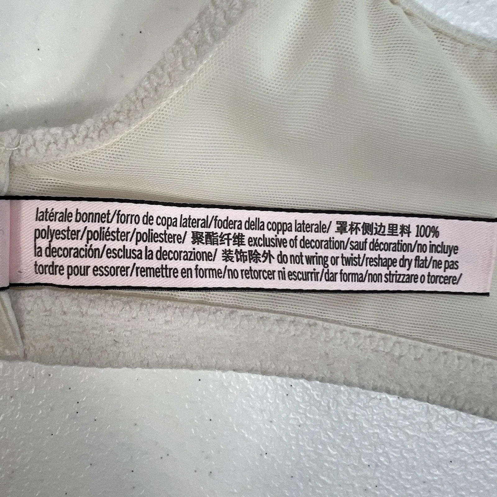 Victoria's Secret 32DD Bra Dream Angels Demi Push Up Without Padding Underwire - Image 15