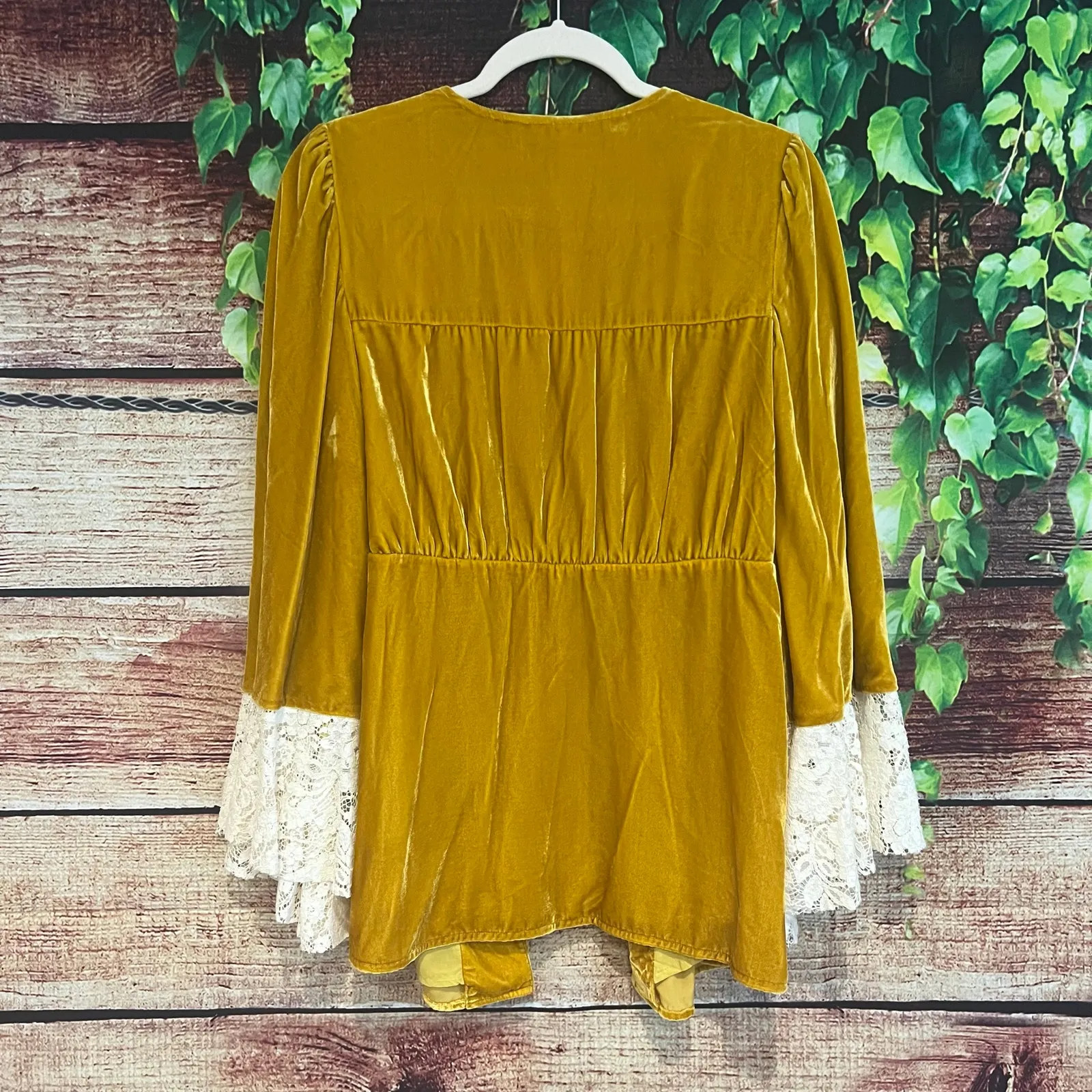 Free People Wanderlust Jacket XS Velvet Renaissance Embroidered Lace Sweater - Image 8