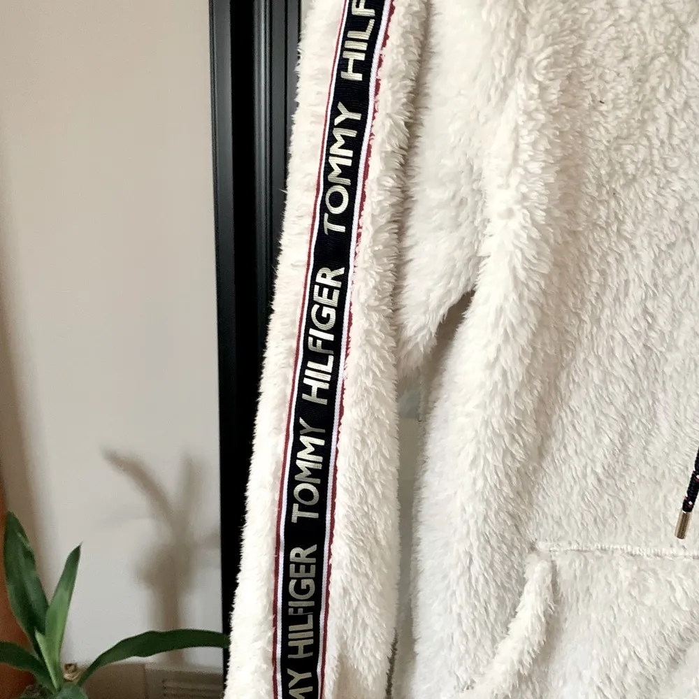 Tommy Hilfiger Sherpa Jacket - Image 5