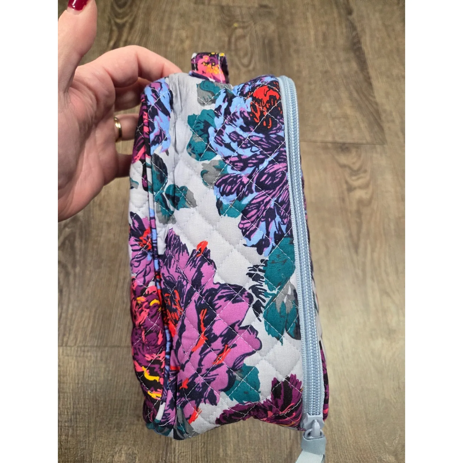 Vera Bradley Lunch Bunch in Neon Blooms Zip Blue Floral - Image 2