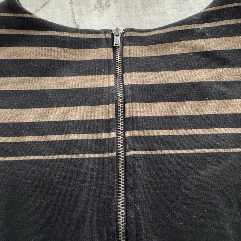 Banana Republic Striped Black and Tan Sleeveless sheath Dress, size 0 office - Image 12