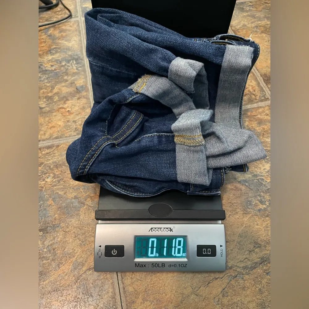 Universal thread‎ Denim cuffed Women Shorts size 16/33R - Image 7