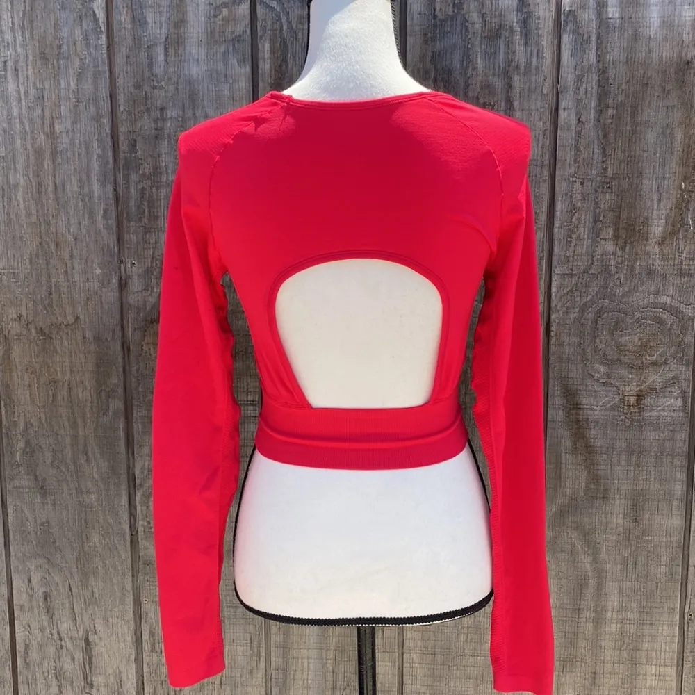 Aura Athletic Hot Pink Seamless Long Sleeve Crop Open Back Workout Top Size M - Image 2