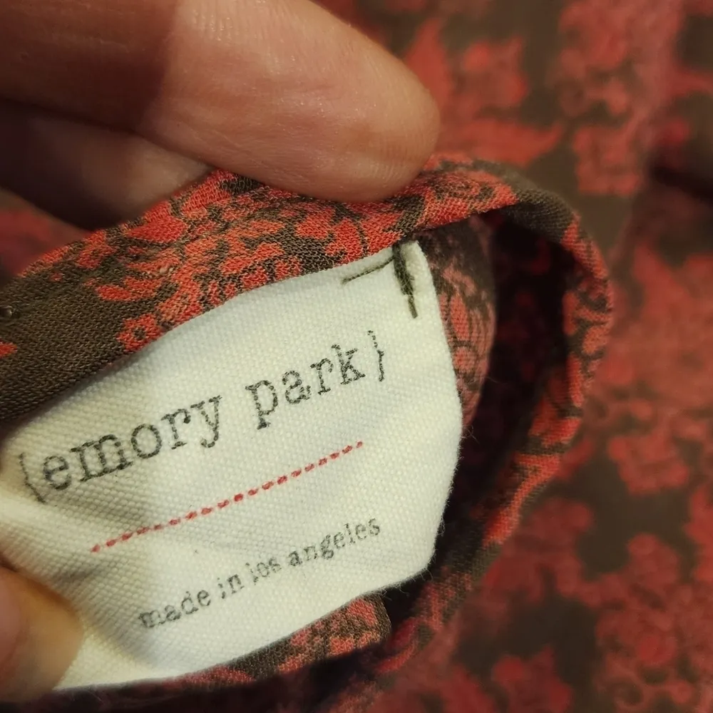 Emory Park Tie Front wrap crop bell sleeve blouse medium - Image 9