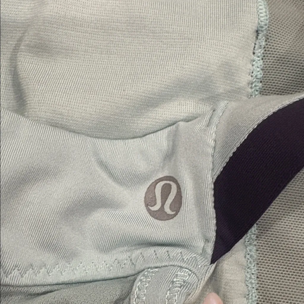 Lululemon Athletica Striped Aqua and Navy Bra - Image 3
