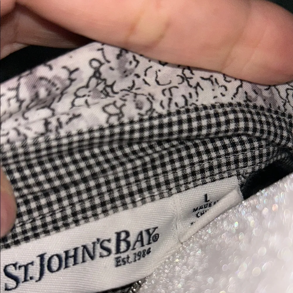 Women's Black and White Patterned Top - Image 9