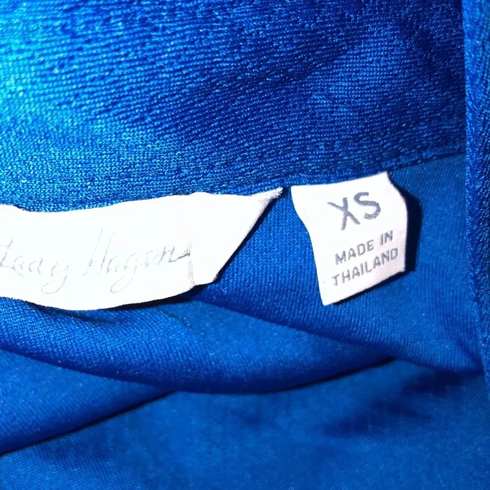 Lady Hagan size xsmall royal blue tennis shirt - Image 3