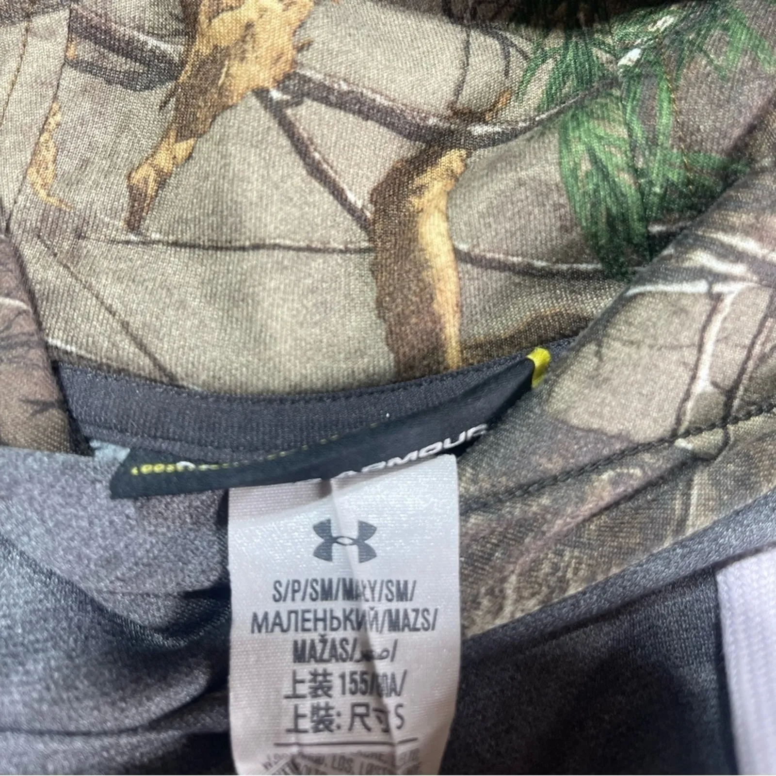 Under Armour Women’s Hoodie Size Small Camo‎ Accent Sweatshirt Athletic Wear - Image 5