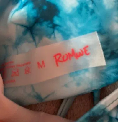 Romwe Swimsuit - Image 4