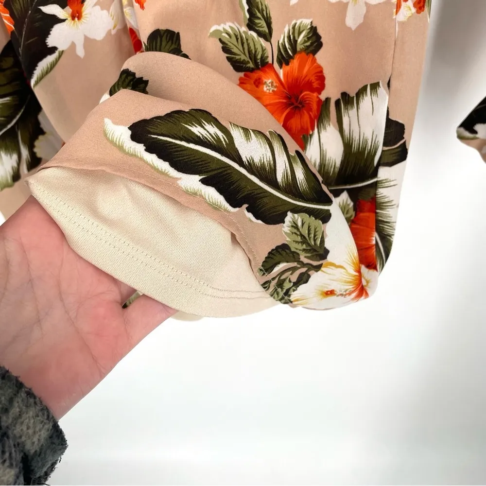 SUPERDOWN Revolve Ilah Surplice Floral VNeck Longsleeve Romper - Image 12