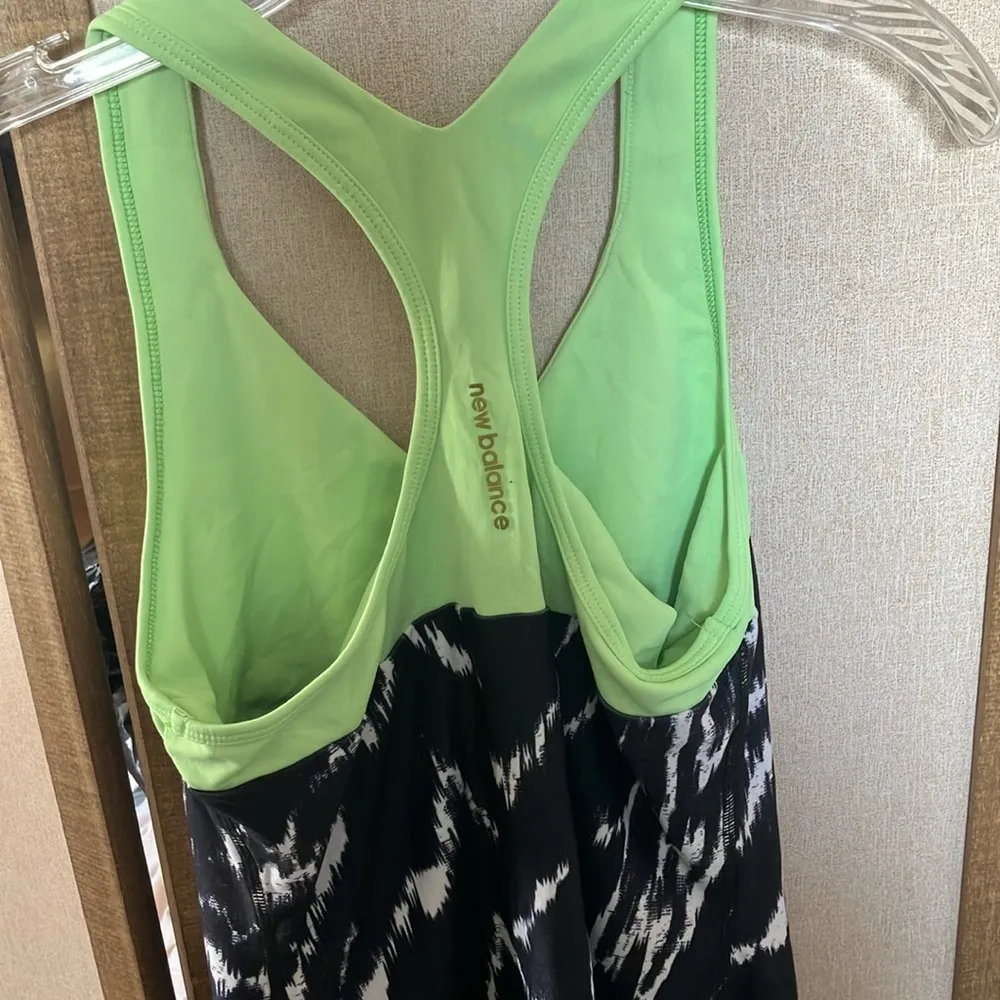 New Balance Lime Green and Black Tank Top medium - Image 5