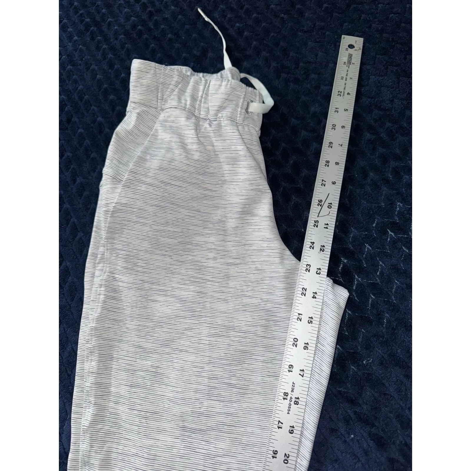 Lululemon Women's Sur The Fly Pantalon‎ Wee Are De Espace Nimbus Glace Size 2 - Image 9