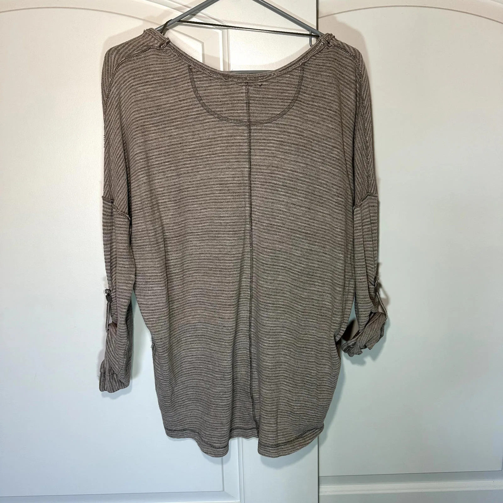 Free People We‎ The Free Beach Haven Henley Top Sz Small Olive Green Pink Cotton - Image 6