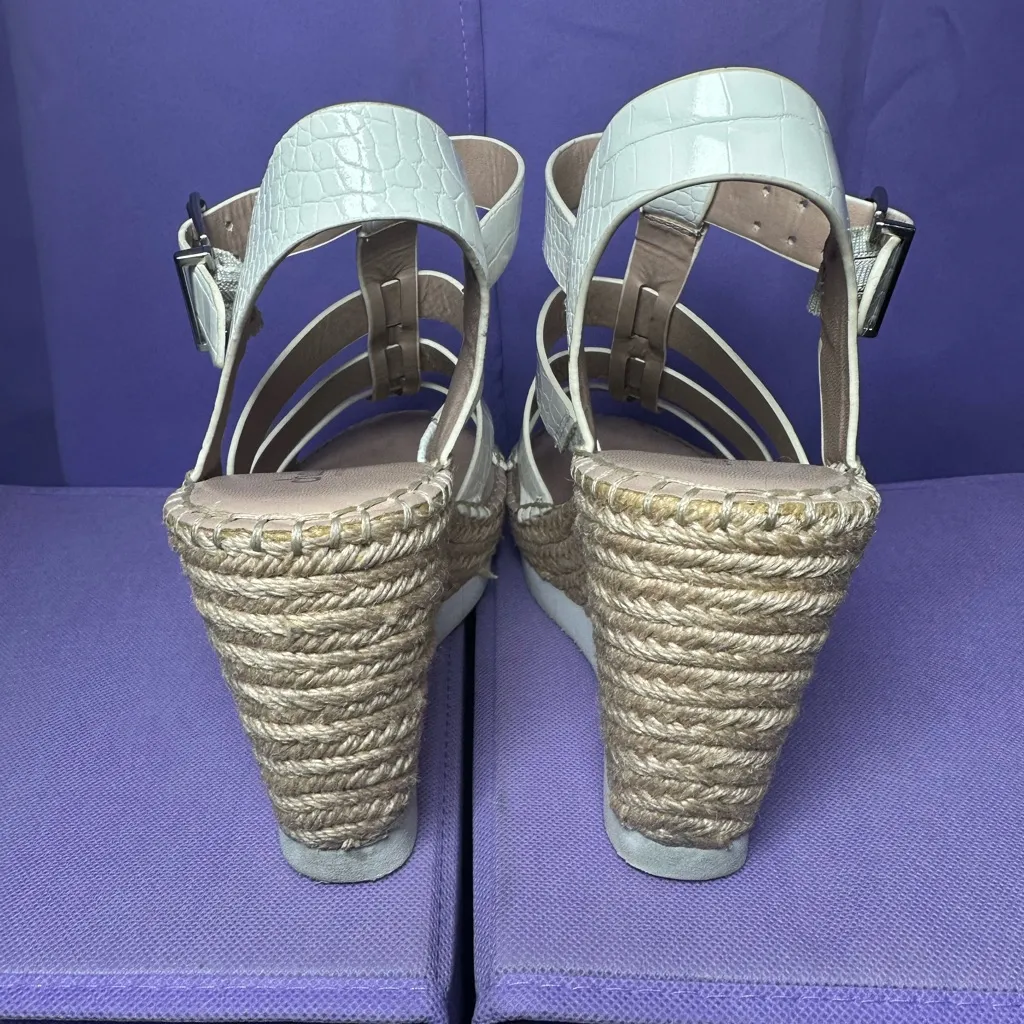 Charles by Charles David White Excess Croc Embossed Platform Wedges Heels 8.5M - Image 7