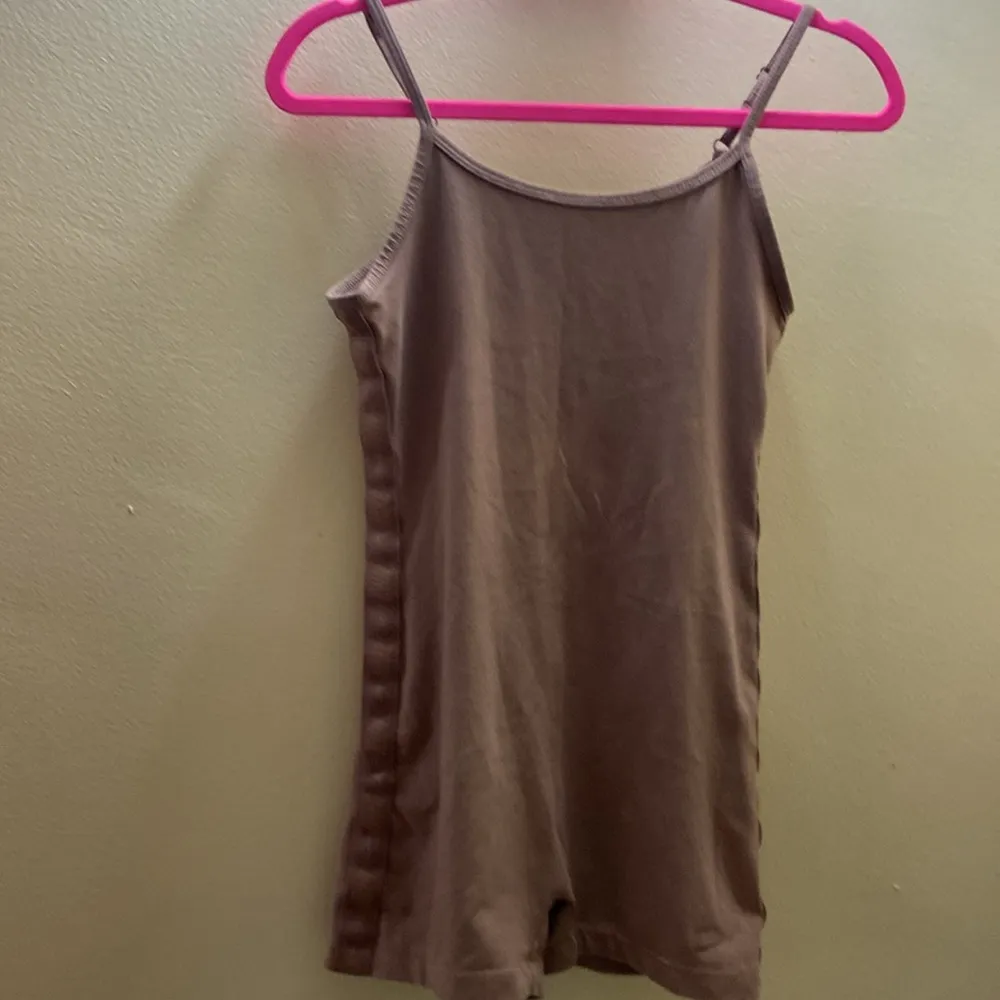 Nike one piece jumpsuit with tape detail in beige - Image 4