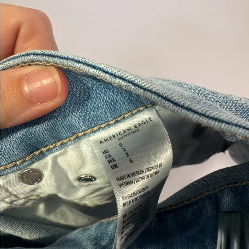 Light blue American Eagle next level stretch midi shorts - Image 4