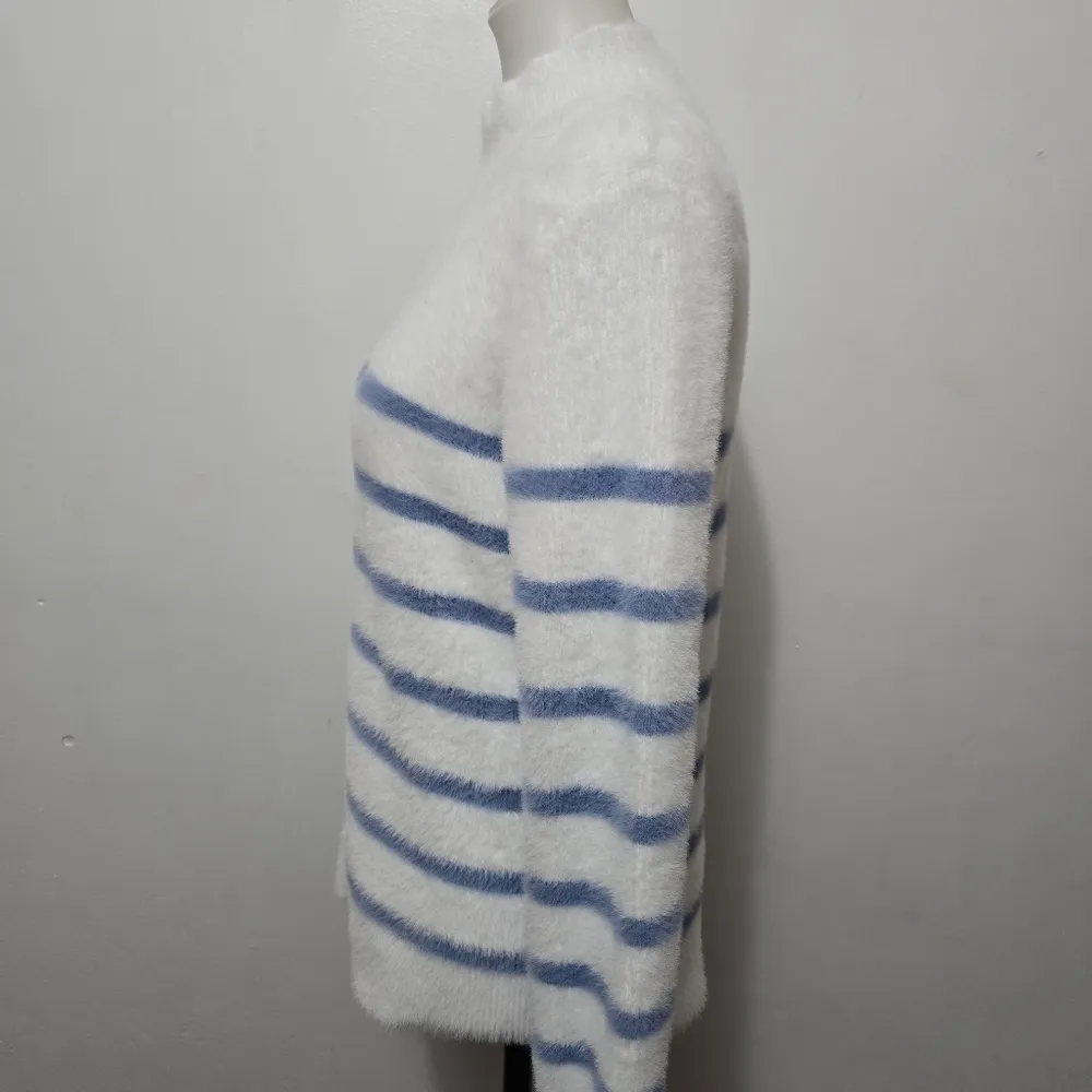 Bailey 44 Stateside Blue and White Striped Fuzzy Mockneck Sweater Size Medium - Image 3