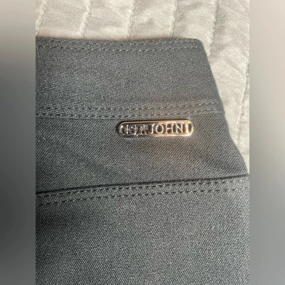 St John Sport Women’s Black Capri Crop Length Pants Size 8 Black NWT‎ - Image 3