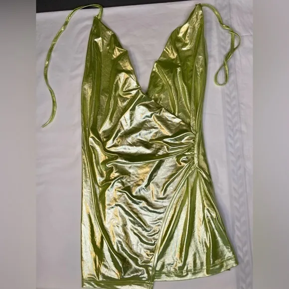 Princess Polly, halter top green‎ dress. Sz 4 - Image 2