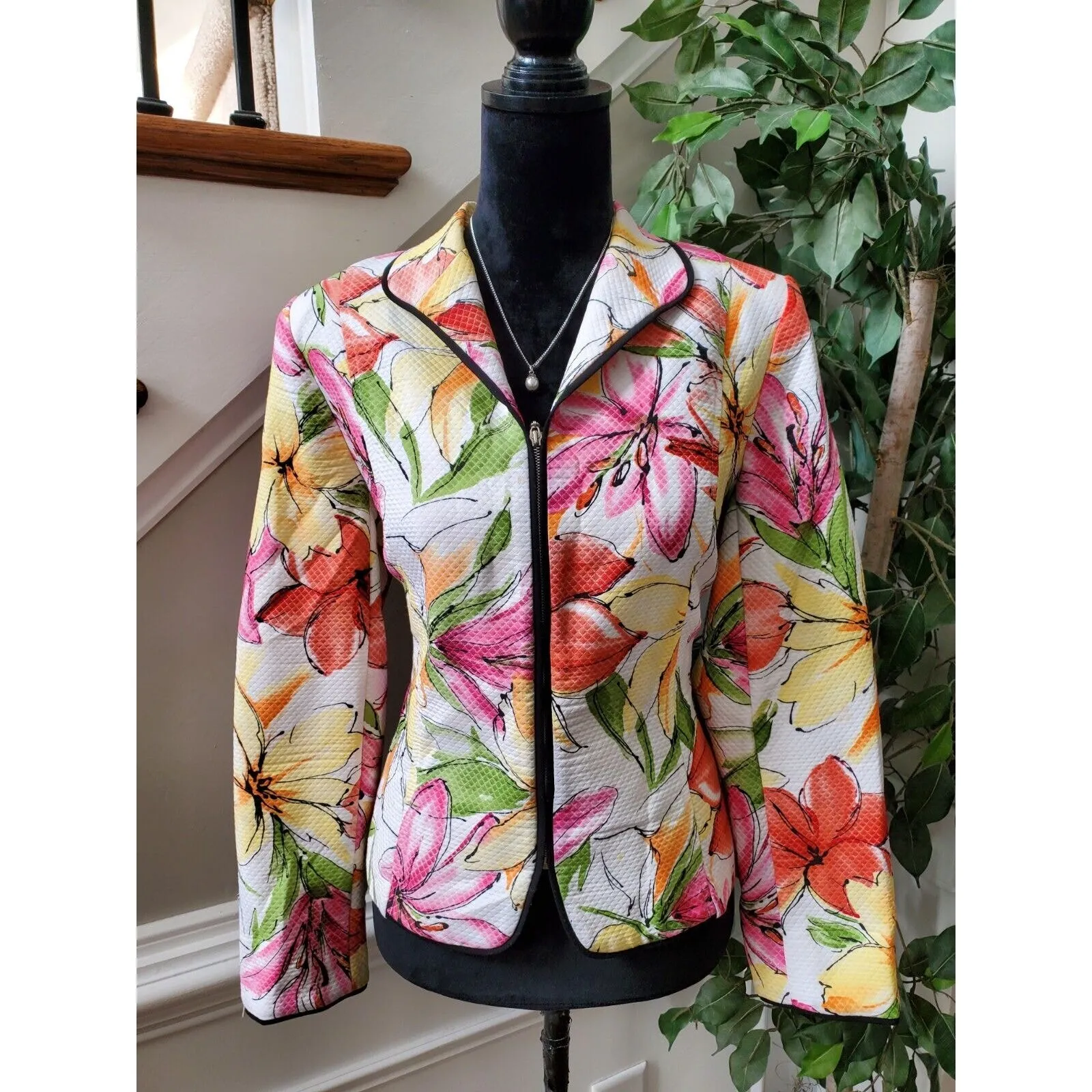 Requirements Women's Floral Polyester Long Sleeve Full Zip Front Casual Jacket L - Image 11