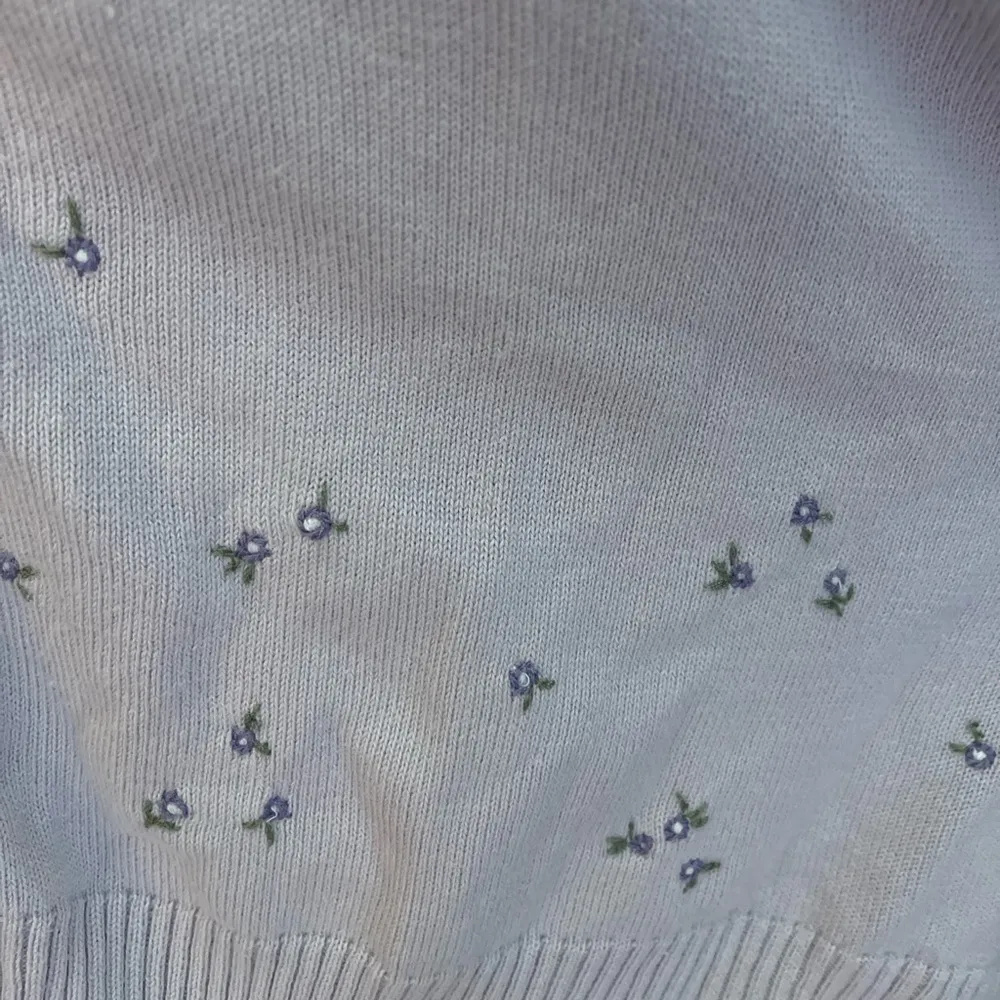 Apostrophe vintage purple button cotton cardigan with embroidery flowers. Size L - Image 8