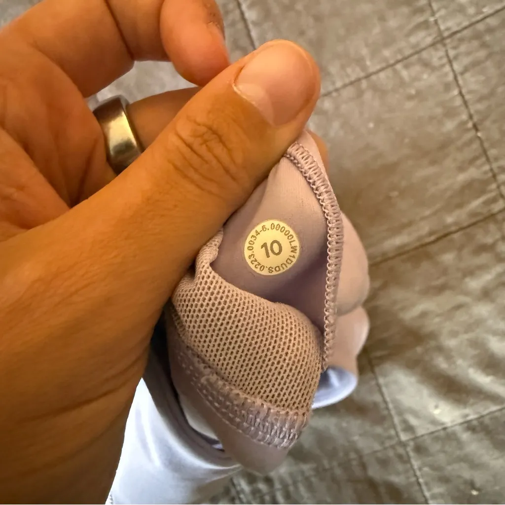 Lululemon Athletica Lavender Align Crop Tank - Image 3