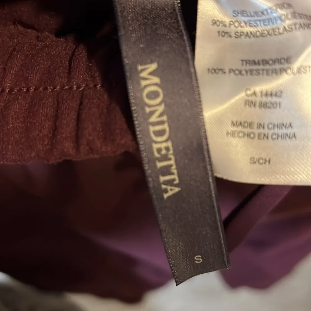 Mondetta burgundy wine  fleece pants - Image 4