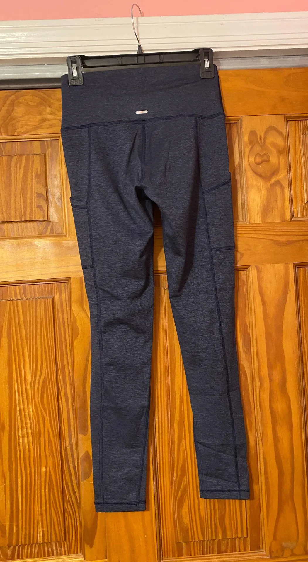 Cropped Blue Leggings - Image 2