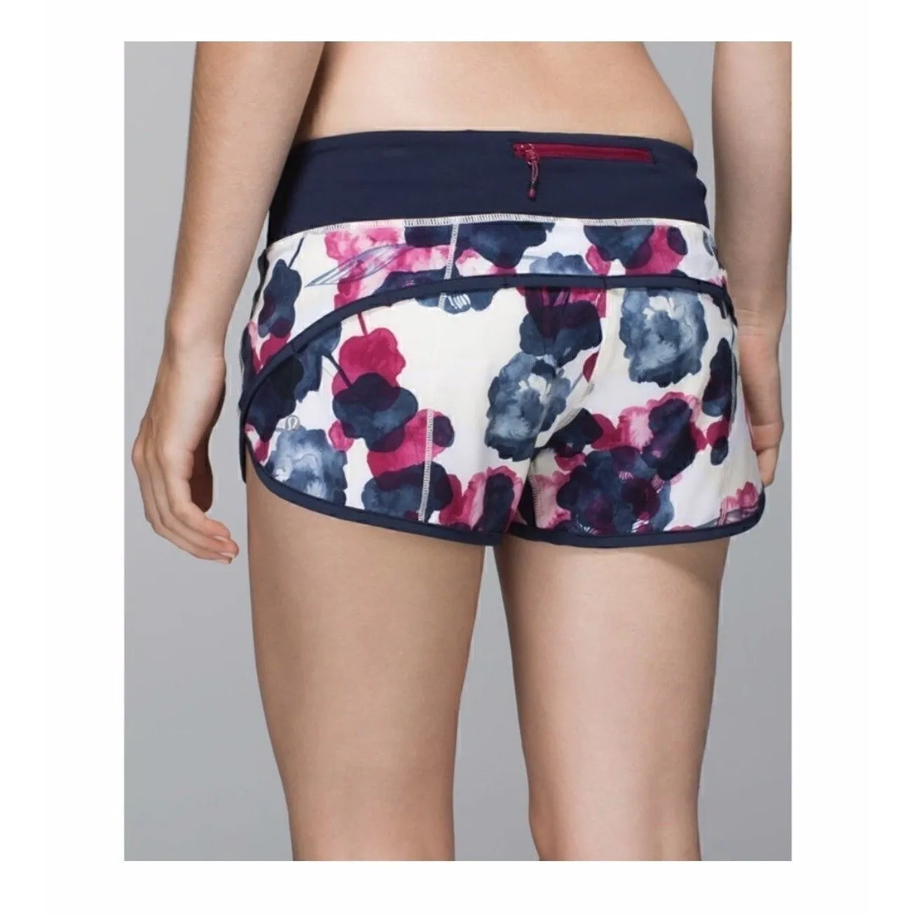 Lululemon Women’s Run Speed Short 2 Way Stretch Inky Floral Ghost Inkwell GUC 4 - Image 2