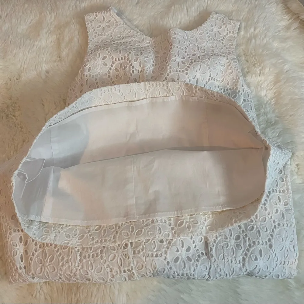 Lilly Pulitzer Clarise Dress in Resort White Petite Sand Dollar Eyelet Size 2 - Image 7