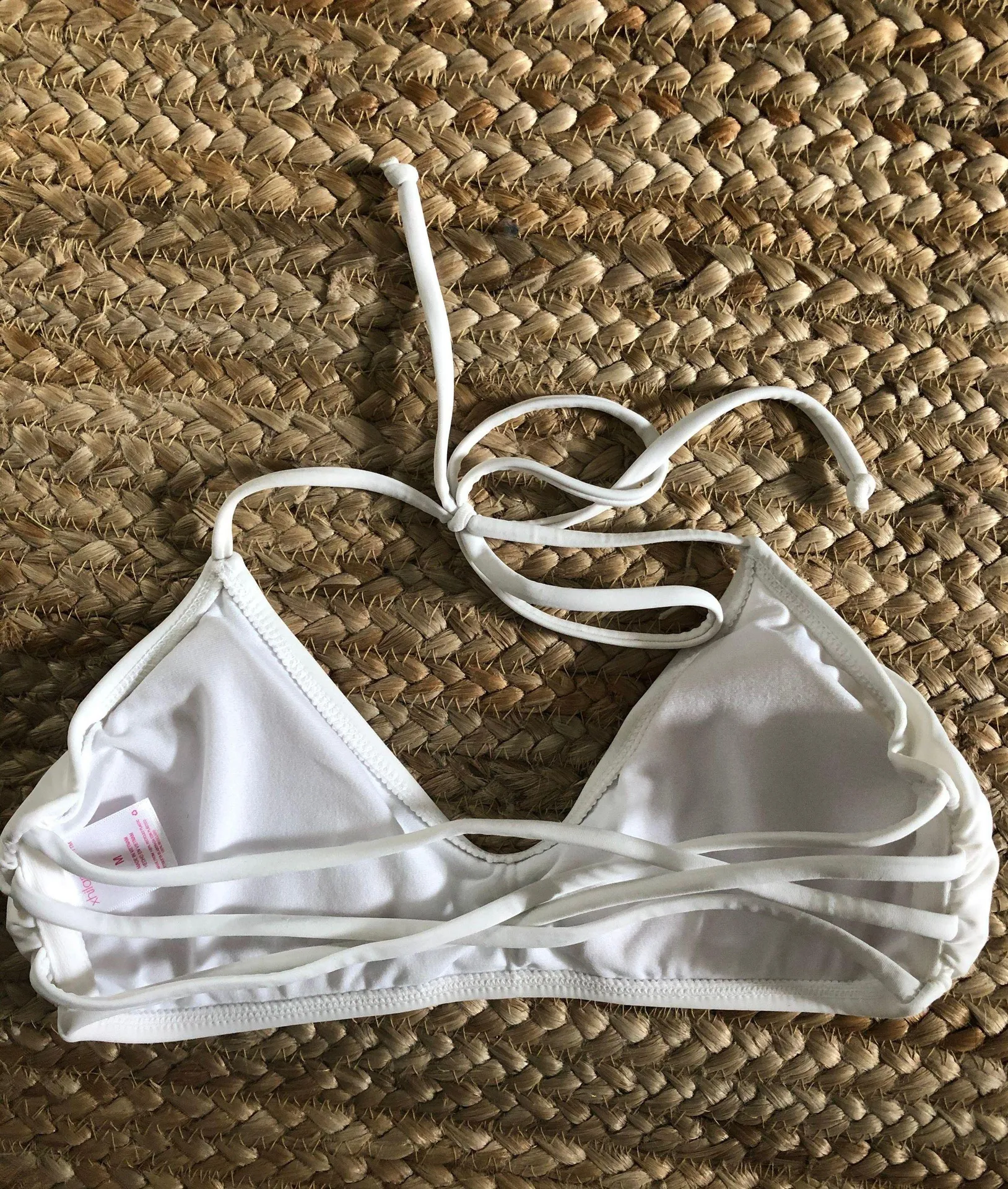 Target Bikini Top White Size Medium - Image 2