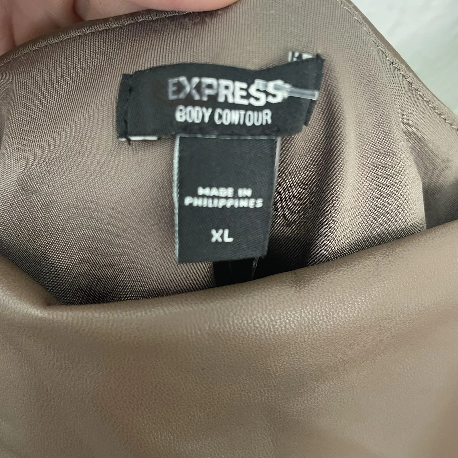 Express Body Contour Brown Faux Leather Crop Tank Top XL‎ Fall Square Neck - Image 5