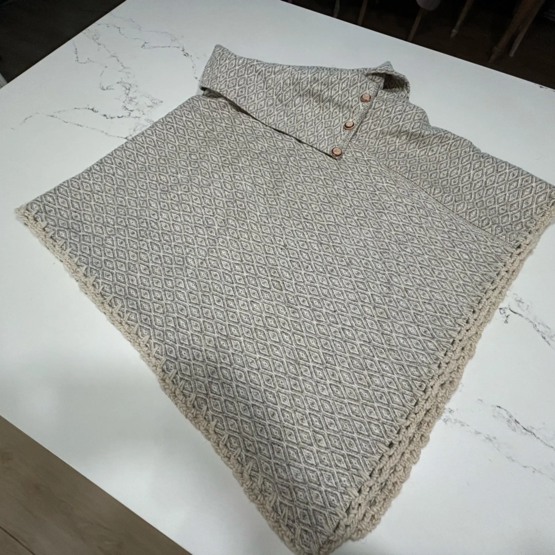 NEW WINTER Beige Diamond Knit Shrug Poncho Button Detail One Size - Image 1