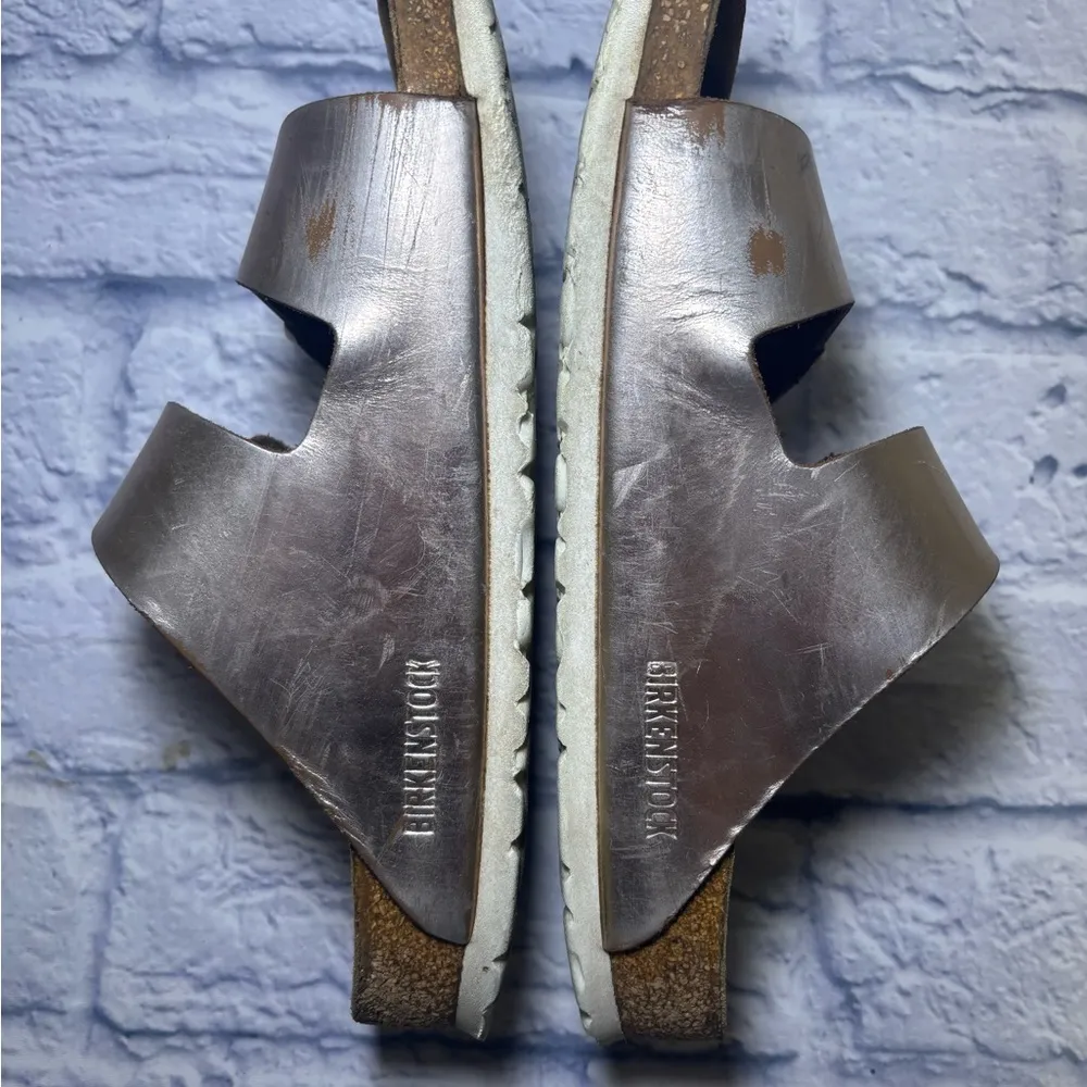 Birkenstock Arizona Soft Footbed Women Metallic Rose Gold Leather Sandal Size ? - Image 9