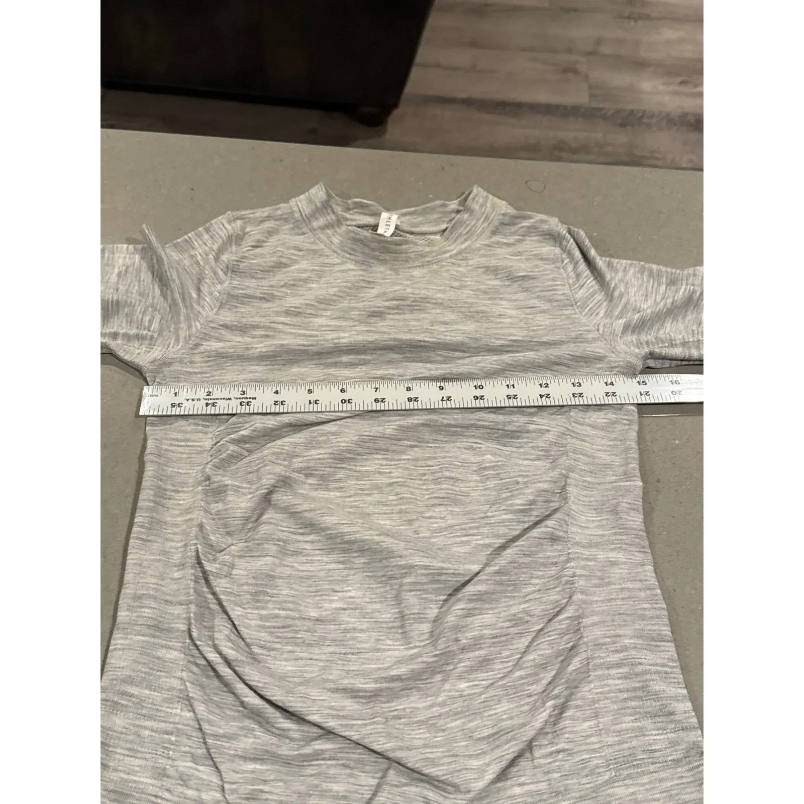 Athleta Long Sleeve Top Crew Neck Ruched Casual women's small‎ - Image 4